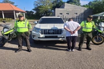 Camioneta hurtada en Rionegro, Antioquia, fue recuperada en vías de Bolívar.