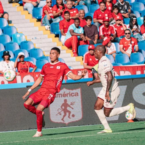 América resiste y celebra: tres puntos vitales en su visita a Águilas