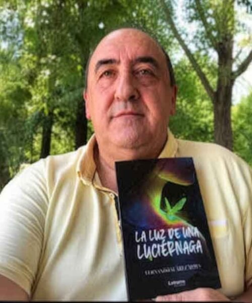 FERNANDO SUÁREZ MORA REIVINDICA LA SENSIBILIDAD Y EL RESPETO HUMANO EN SU COMPENDIO LITERARIO ‘LA LUZ DE UNA LUCIÉRNAGA’