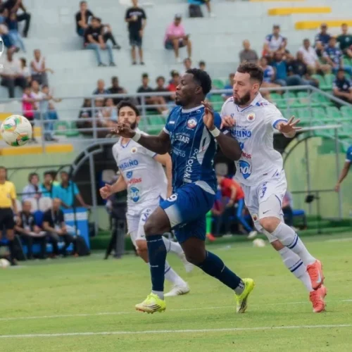 Sin goles, pero con objetivo claro: Pasto roza los playoffs