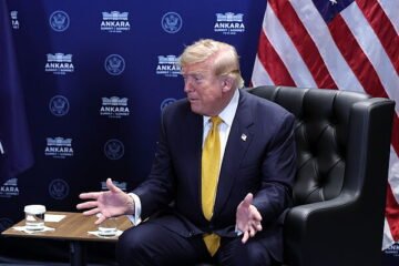 Trump amenaza directamente a España:  «Es un caso perdido, un aliado terrible, no vamos a hacer más negocios con ellos»